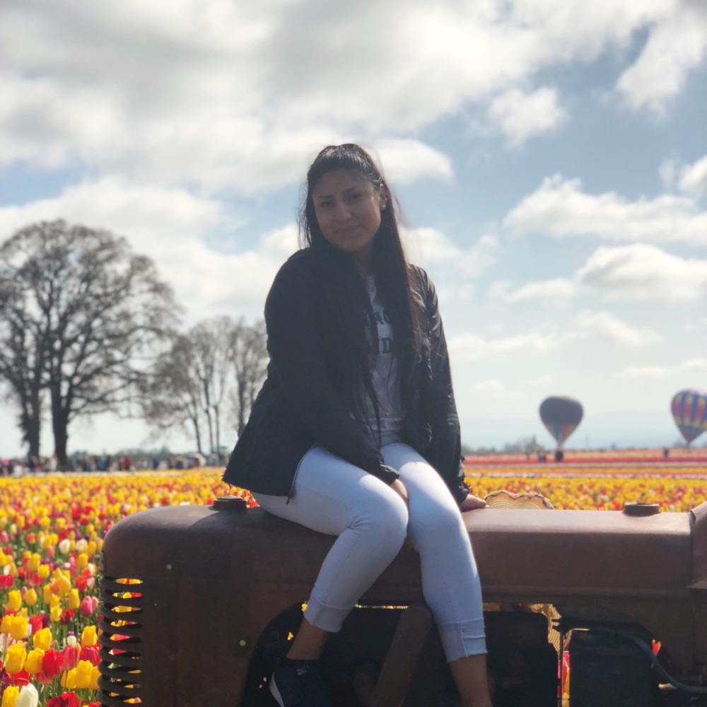 Meet your Posher, Lorena